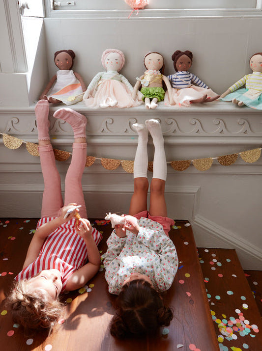 PAPER DOLLS – MAKE RUBY
