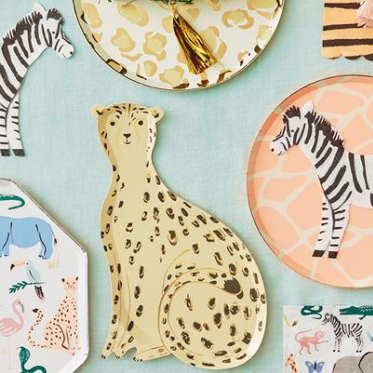 Pack of 8 Large Cheetah Shaped Safari Party Plates